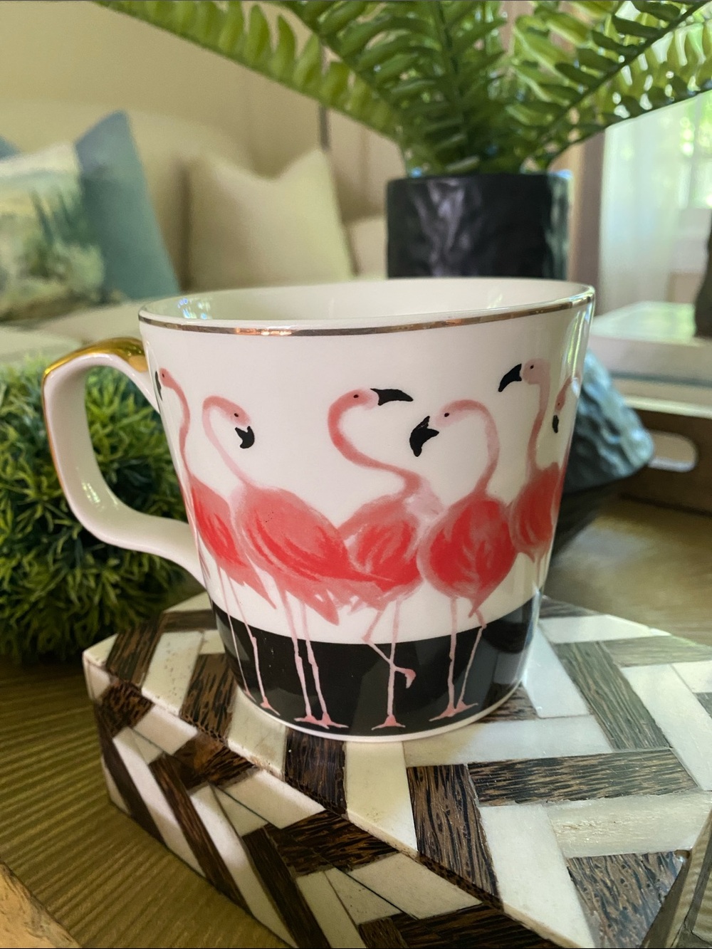 GRACE’S TEAWARE FLAMINGO MUG/TEA CUP - Picture 2 of 3